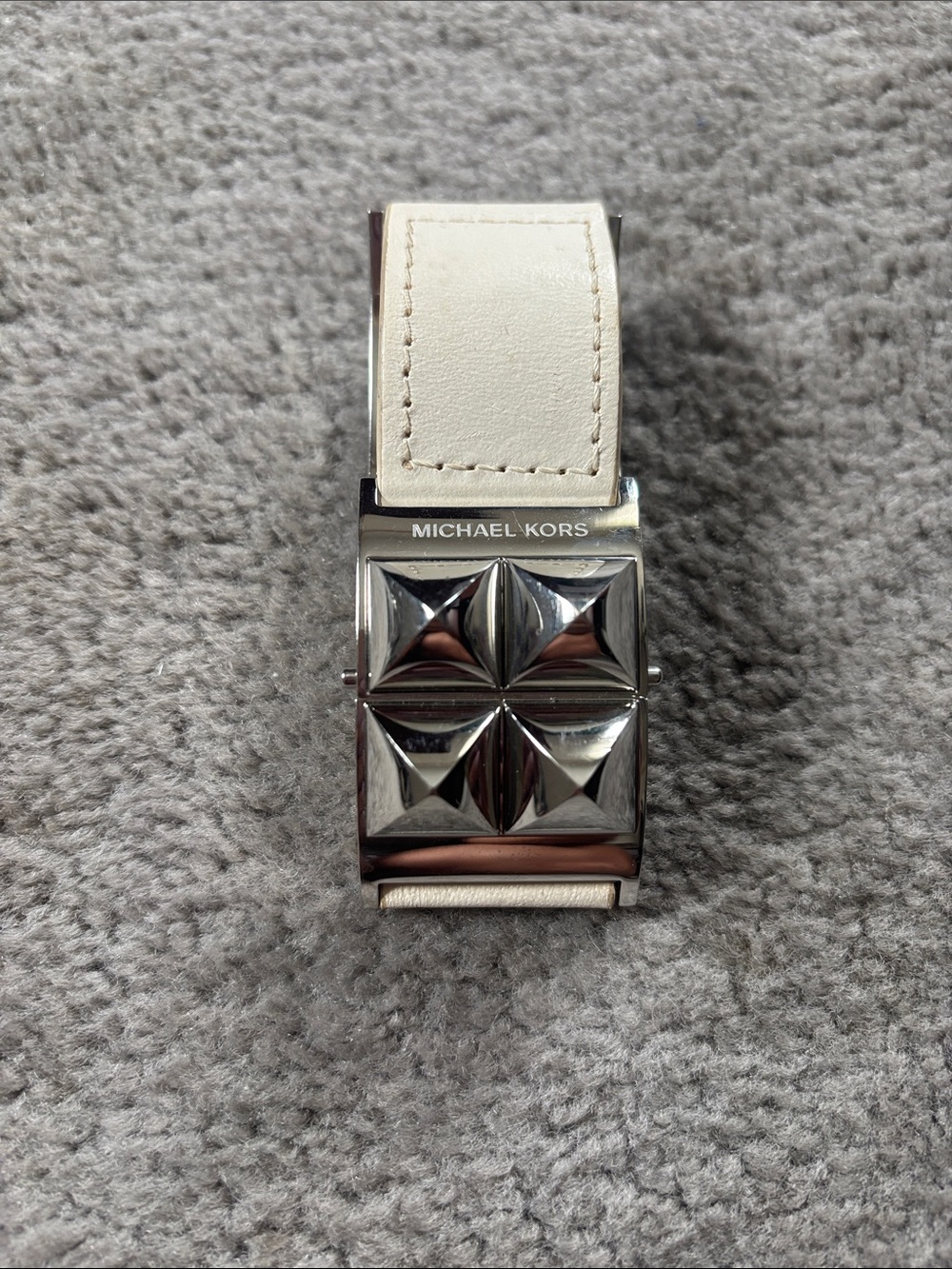 Michael Kors White Leather Bracelet with Silver Pyramid Studs